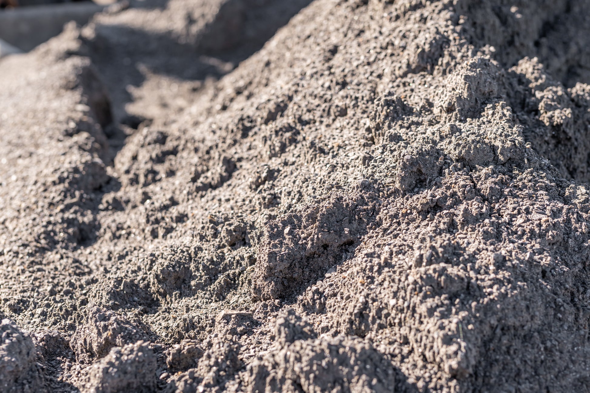 Block Sand 1/2 Cubic Yard – Throop Landscape Supply